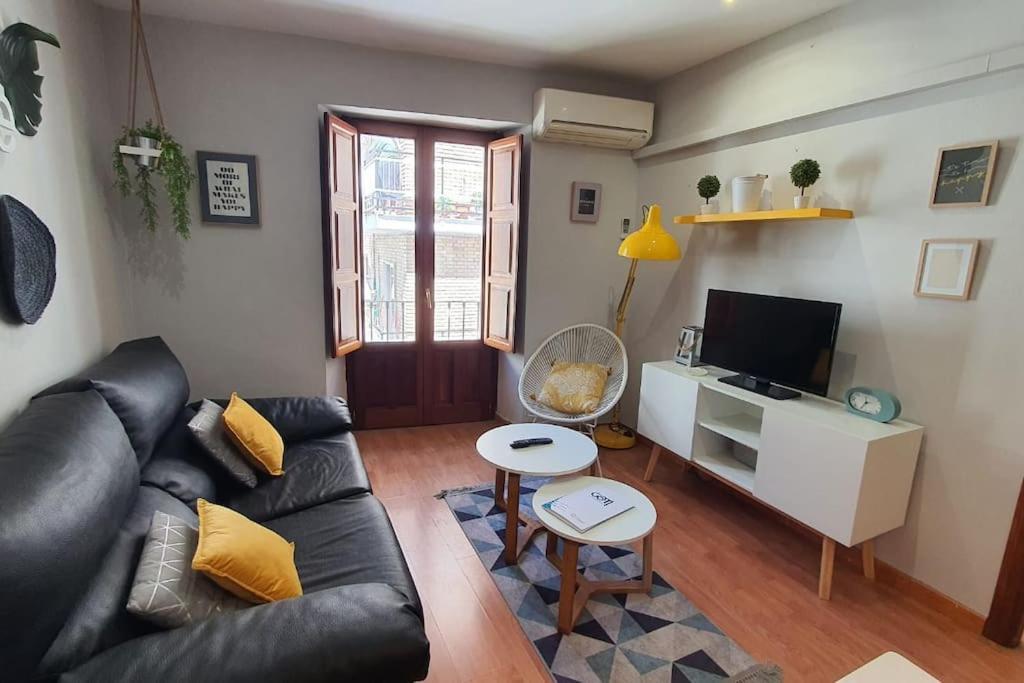 Appartement Aloja T Elvira à Grenade Extérieur photo