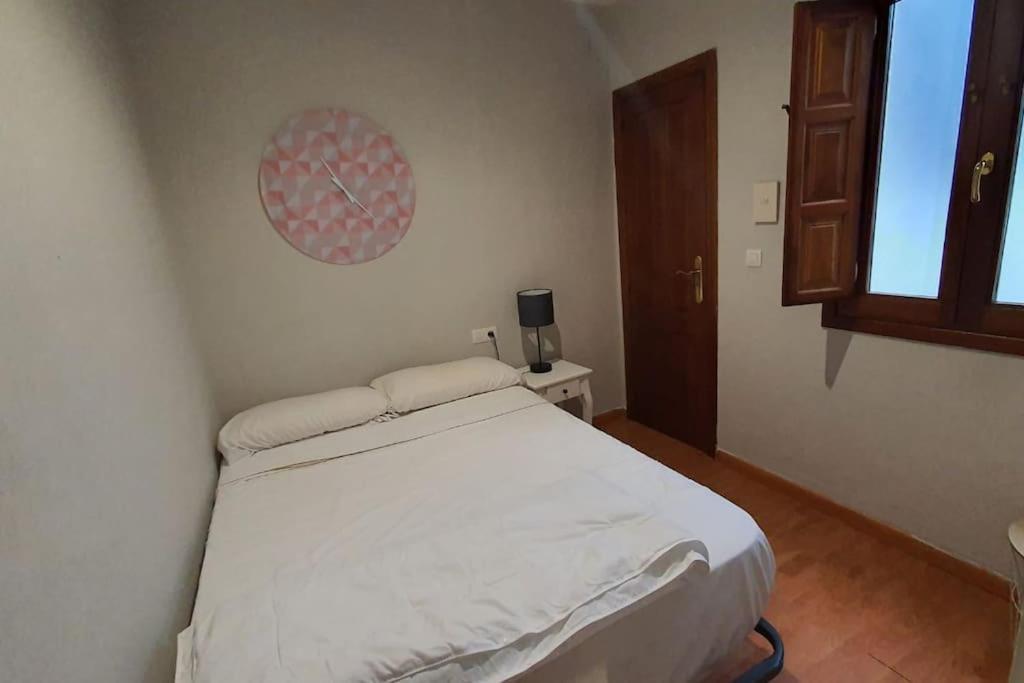 Appartement Aloja T Elvira à Grenade Extérieur photo